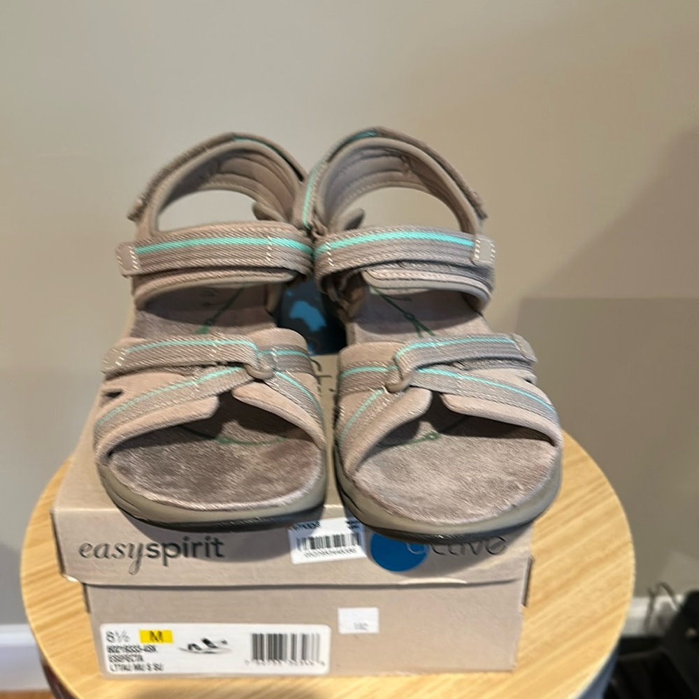 Easy Spirit Sandals